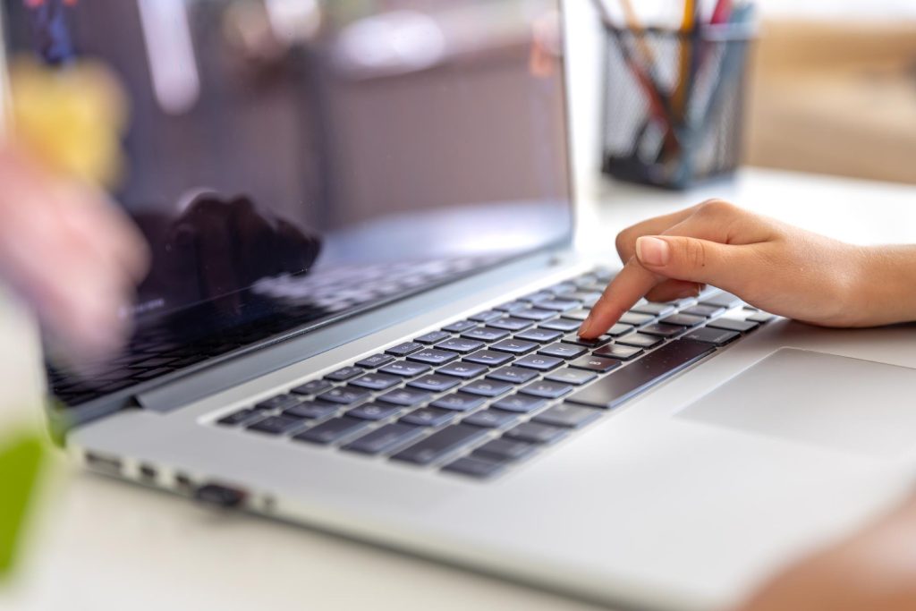 Landing Pages: From Click to Clarity and Trust | Ecommerce Edge Digest Landing Pages Article